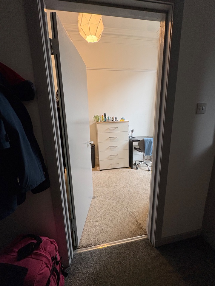 Additional image 2 of Room in a Shared Flat, Baliol St, G3, N1 7GU