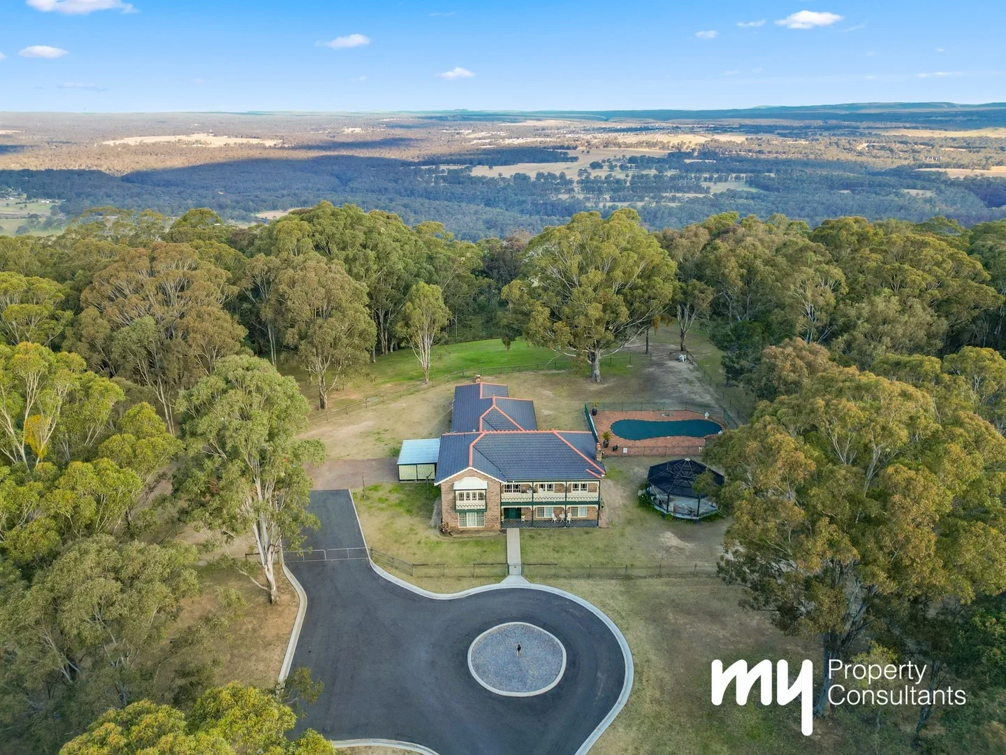 4 Top Ridge Road, Razorback NSW 2571
