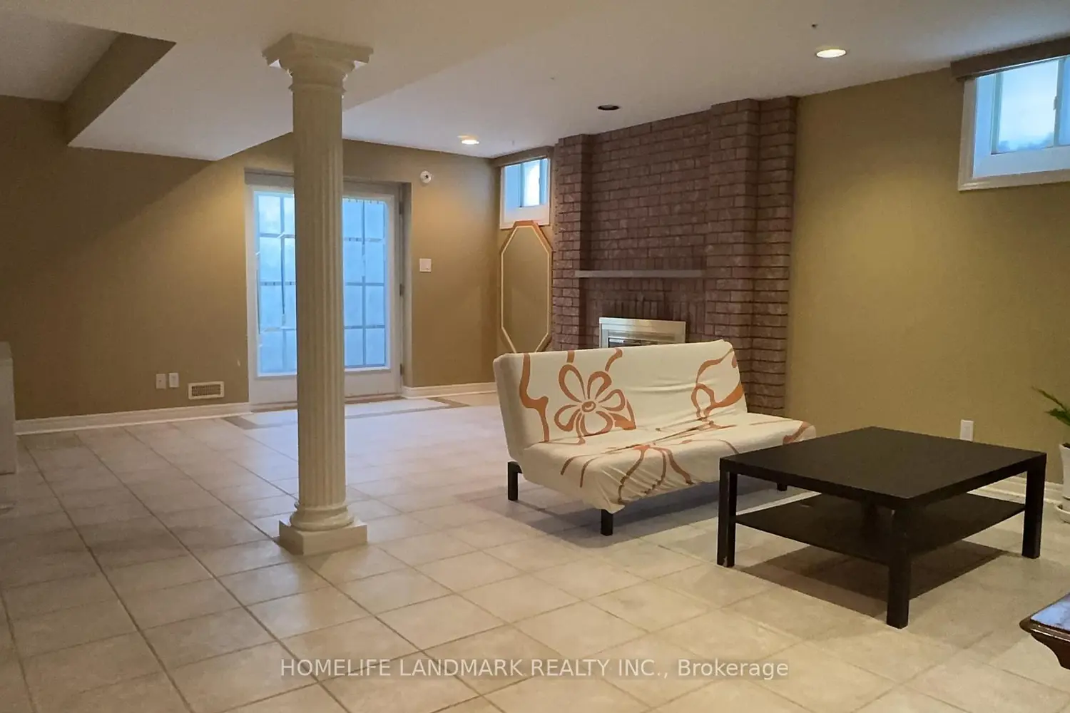 Additional image 15 of 136 Worth Boulevard