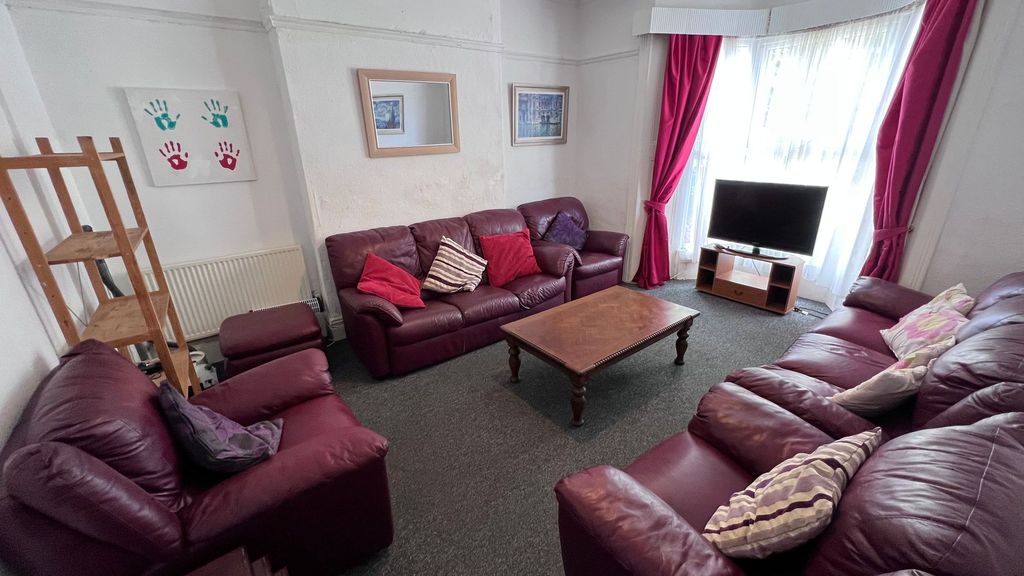 8 bed shared accommodation to rentBryn Road, Brynmill SA2 photo 3