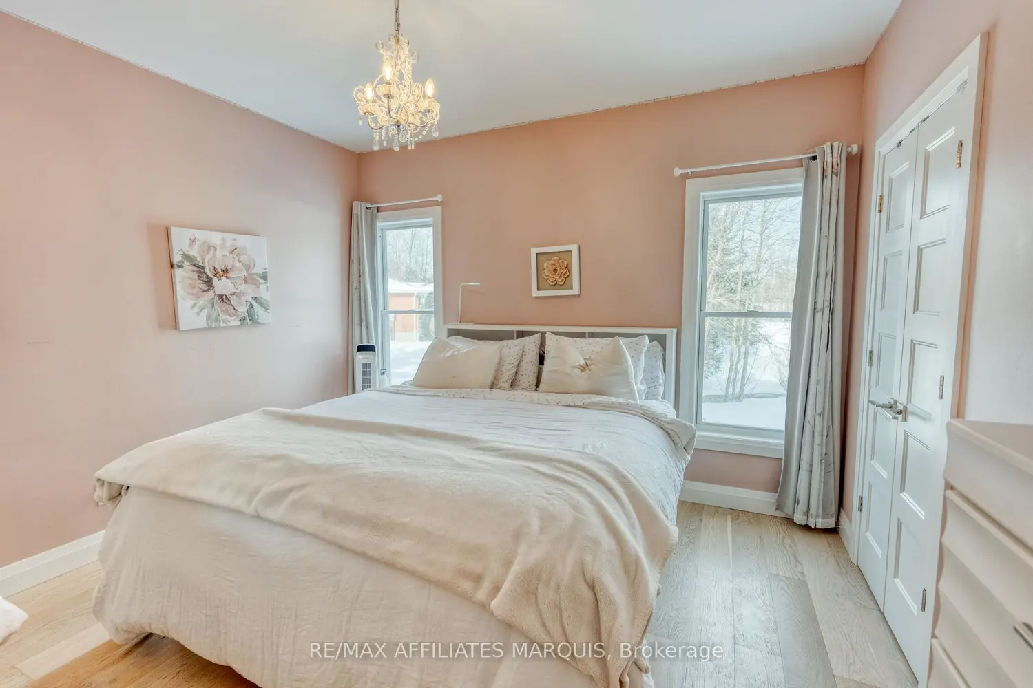 Additional image 7 of 23 Tudor Circle