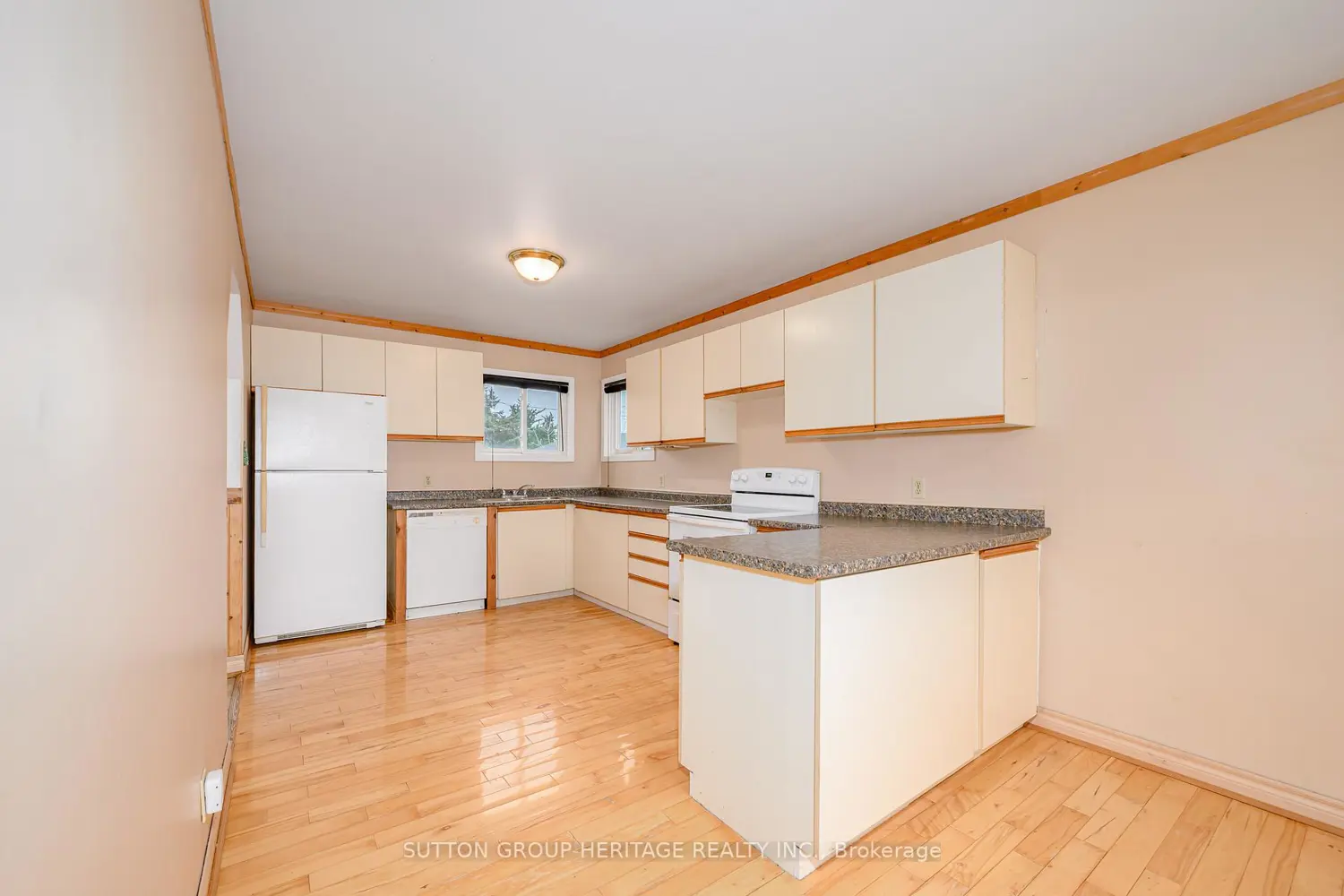 Additional image 4 of 24 Pleasant View Crescent