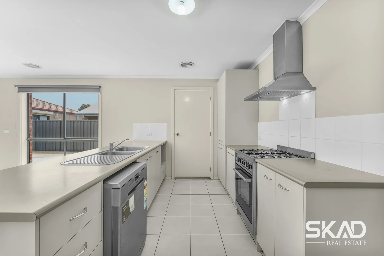 Additional image 9 of 7 Weavers Street, Manor Lakes VIC 3024