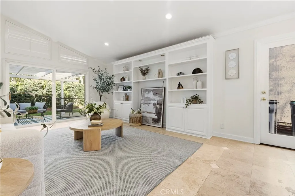 Additional image 21 of 18 Eden, Irvine, CA 92620