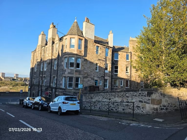 2 Bed Flat, Parsons Green Terrace, EH8, N1 7GU