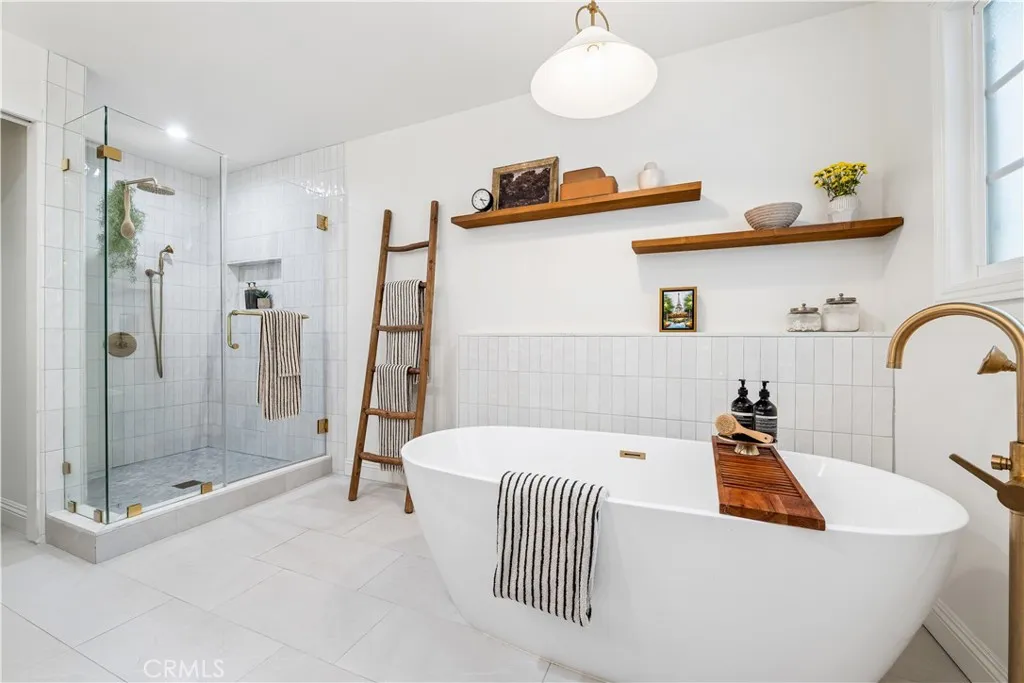 Additional image 44 of 4590 Ensenada Drive, Woodland Hills, CA 91364