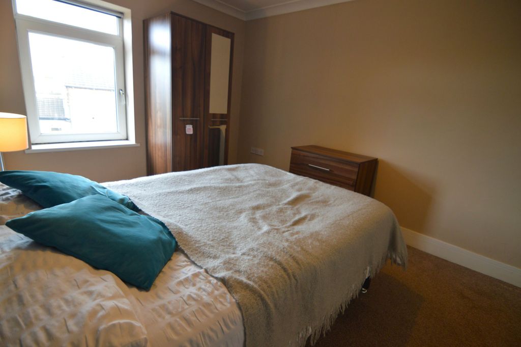 Additional image 10 of Room to rentChantry Lane, Grimsby DN31