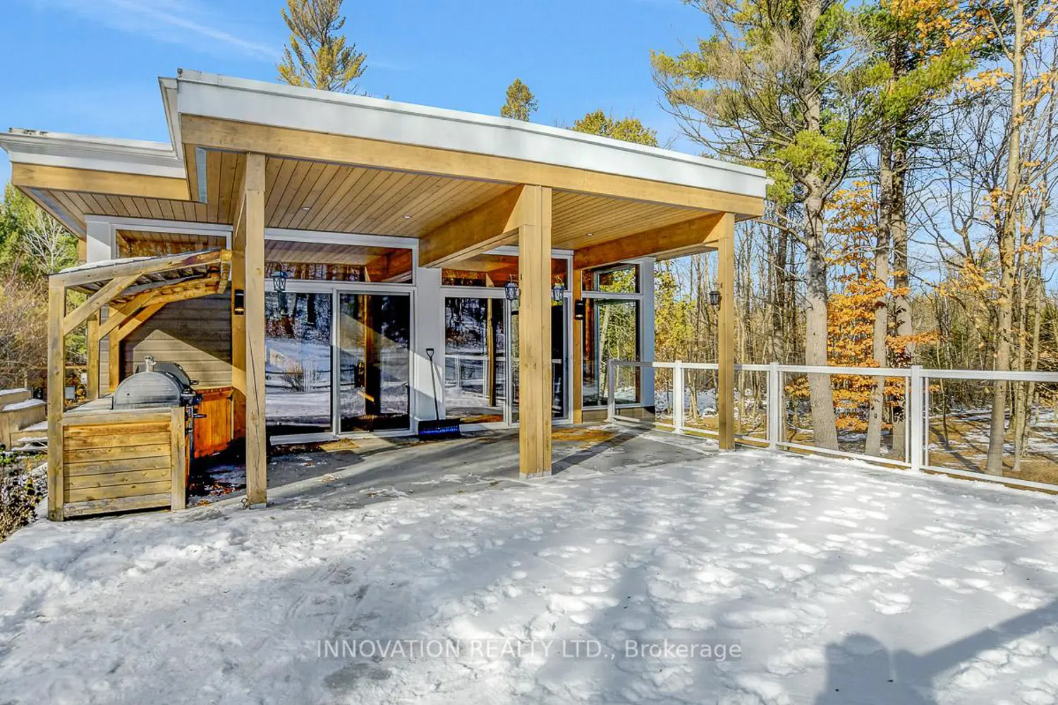 1792 Bearhill Road photo 3