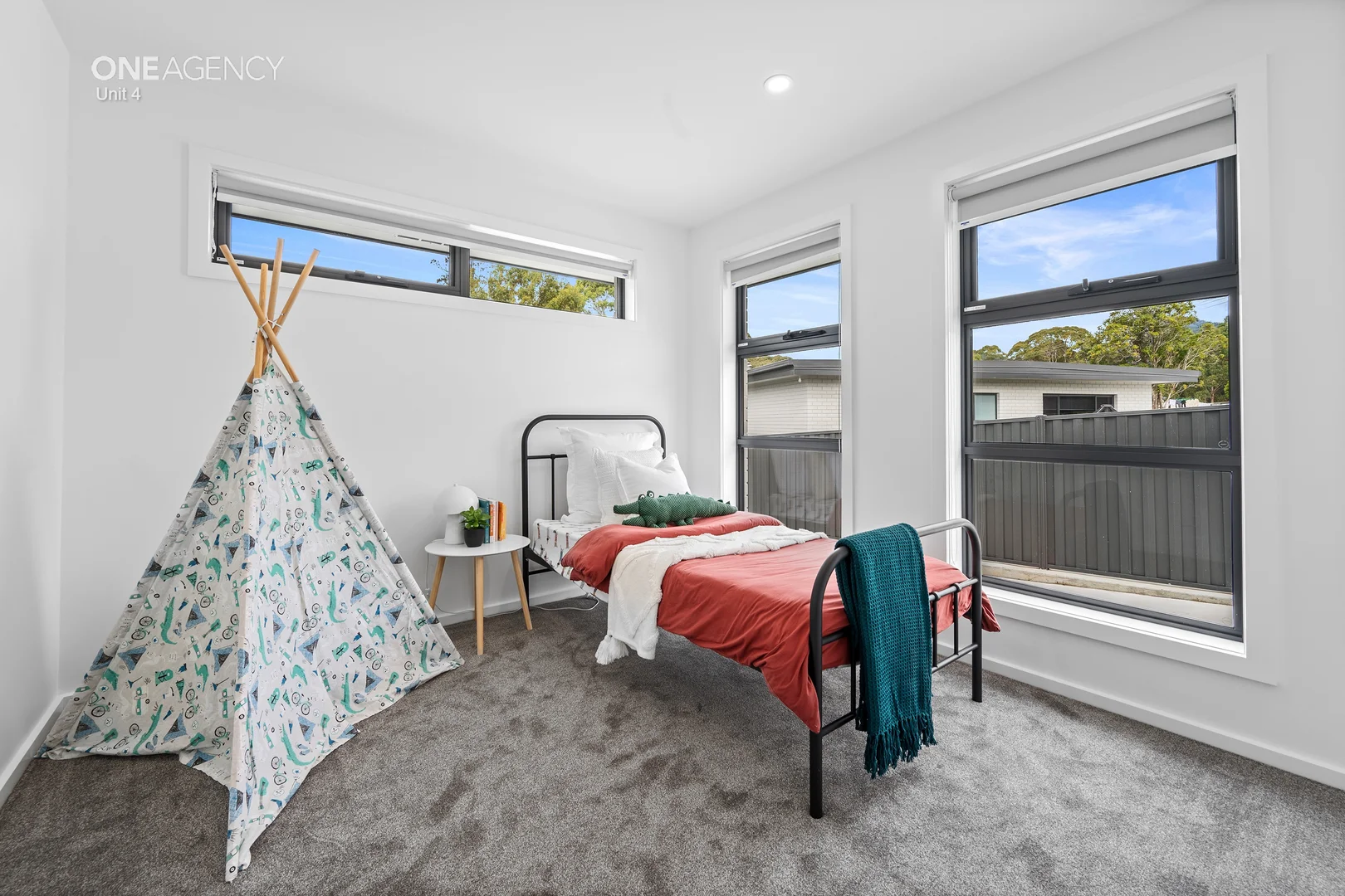 Additional image 16 of 4 & 5/143 South Road, Penguin TAS 7316