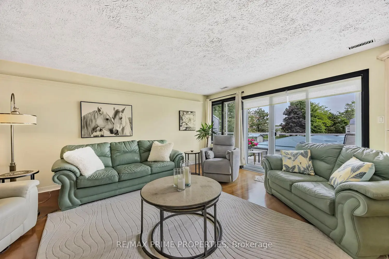 Additional image 2 of 585 Atherley Road 201