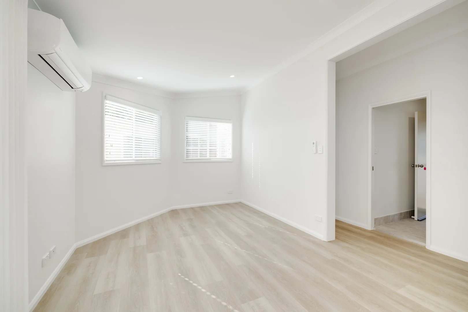 Additional image 9 of K13/160 The Round Drive, Avoca Beach NSW 2251