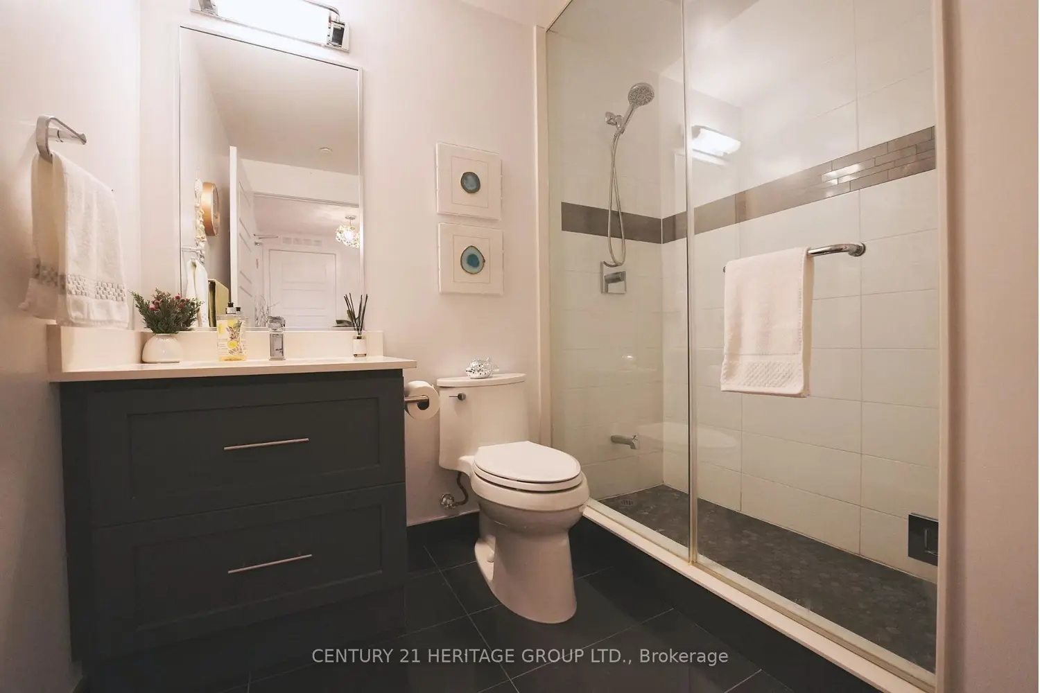 Additional image 16 of 375 Sea Ray Avenue 225