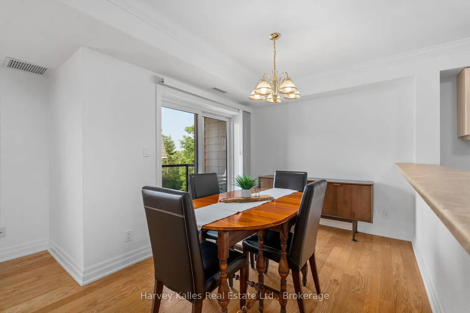 Additional image 7 of 26 Dairy Lane 205