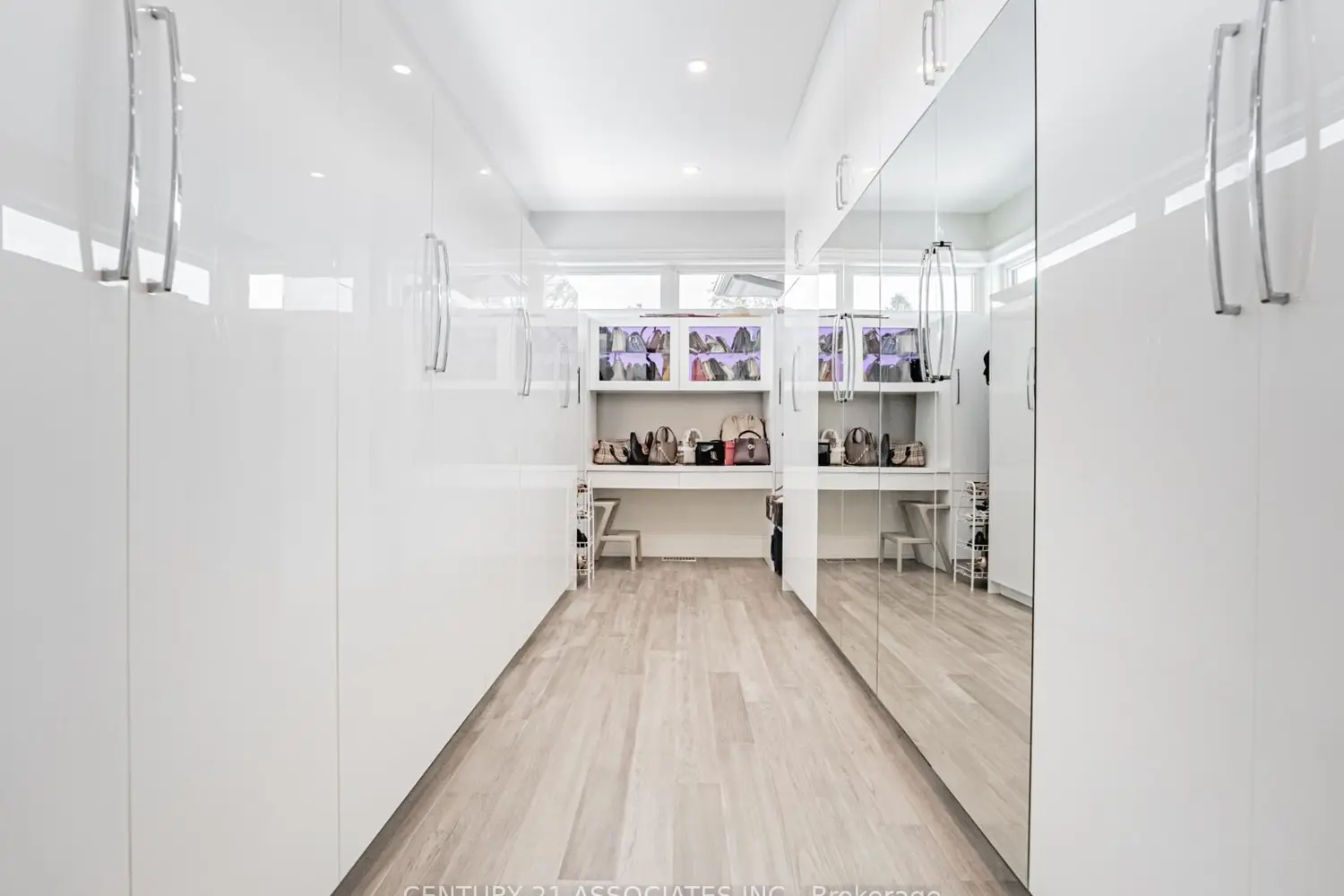 Additional image 13 of 374 Seaton Drive