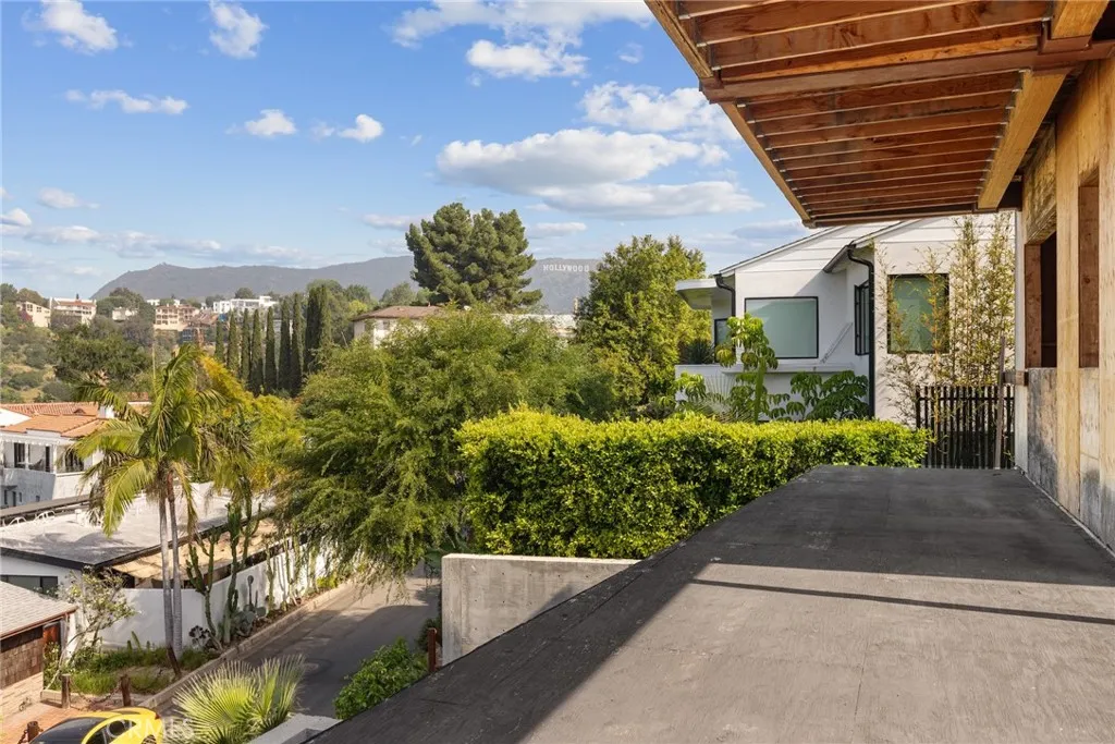 Additional image 20 of 2453 Creston Way, Los Angeles, CA 90068