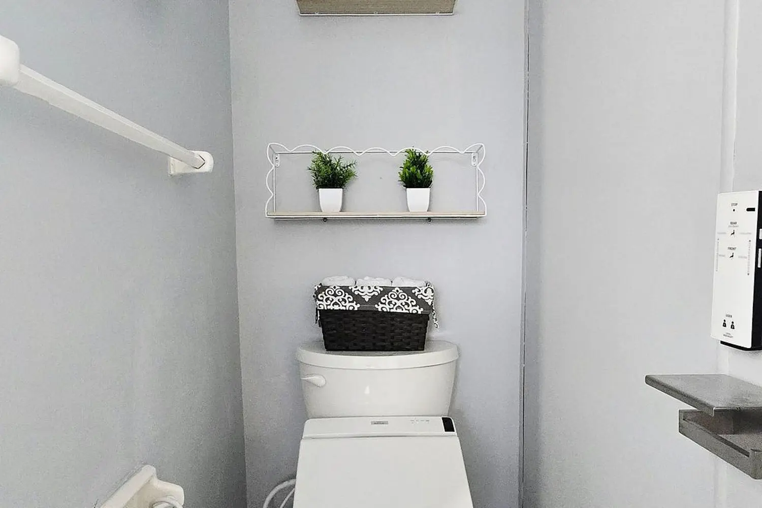 Additional image 17 of 35 Towering Heights Boulevard 1108