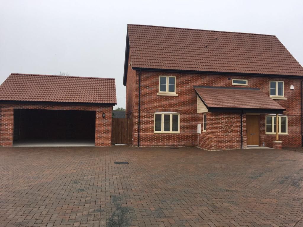 5 bed detached house to rentBurlingham Road, Norwich NR16