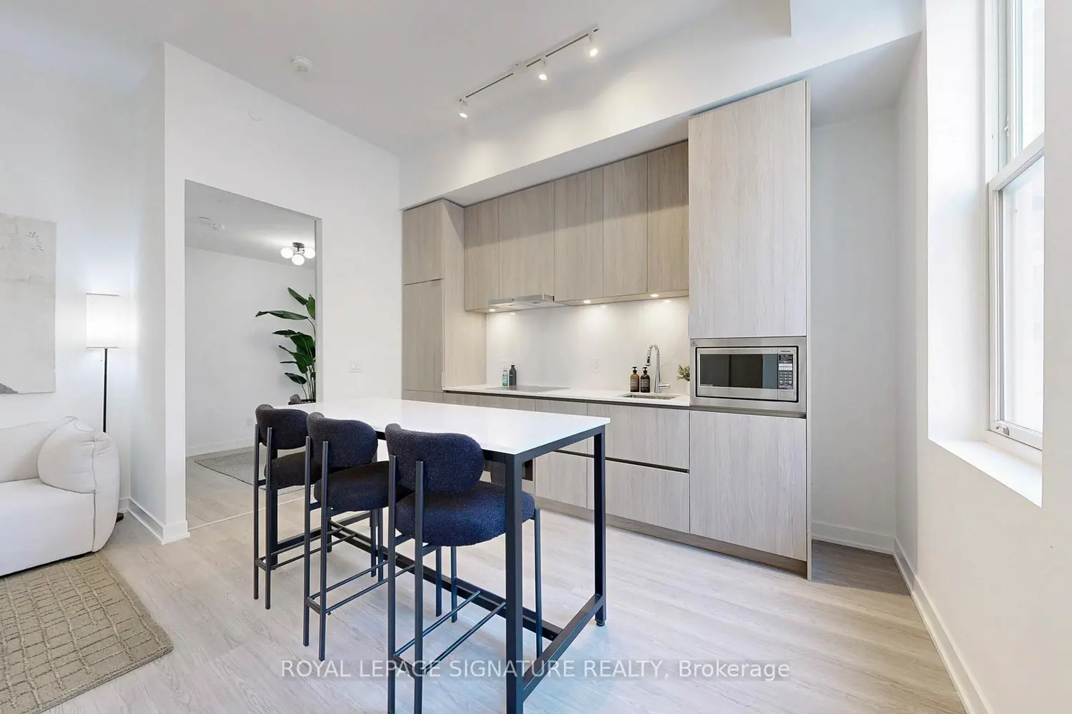 Additional image 5 of 81 Shuter Street