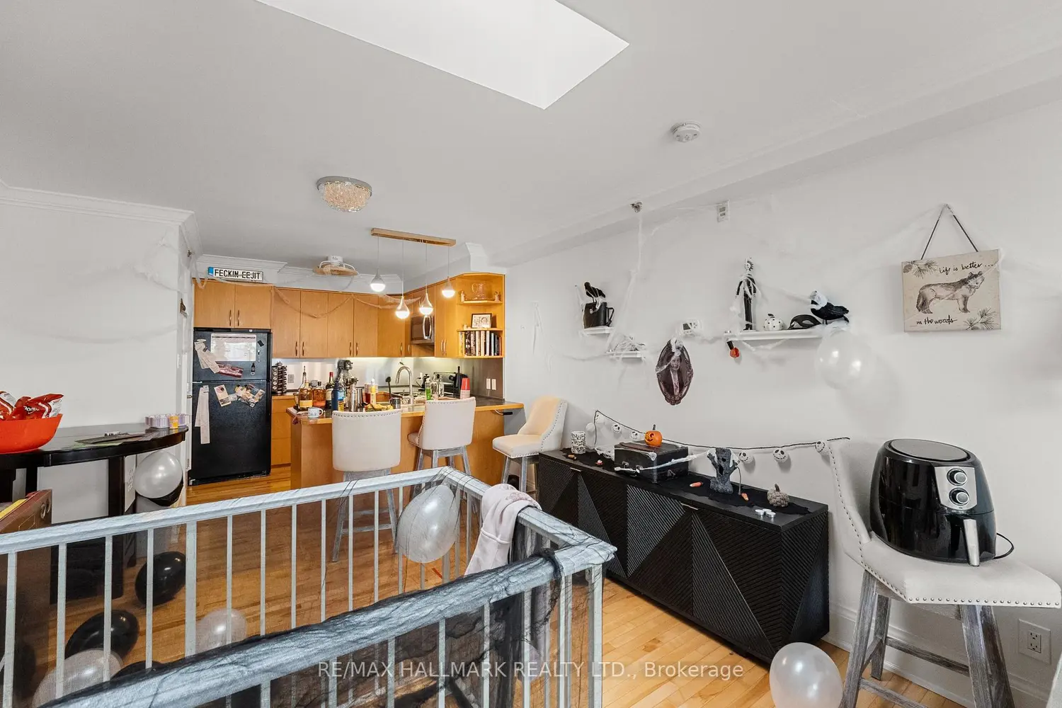 Additional image 16 of 2151 Danforth Avenue