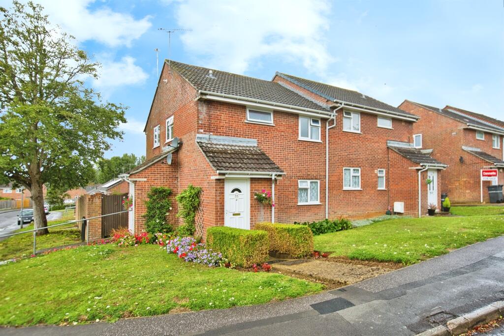 Cavalier Way, Yeovil