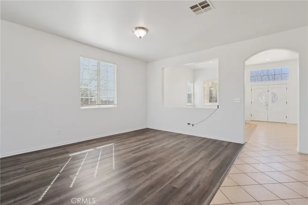 Additional image 10 of 548 Bloomington Avenue, Rialto, CA 92376