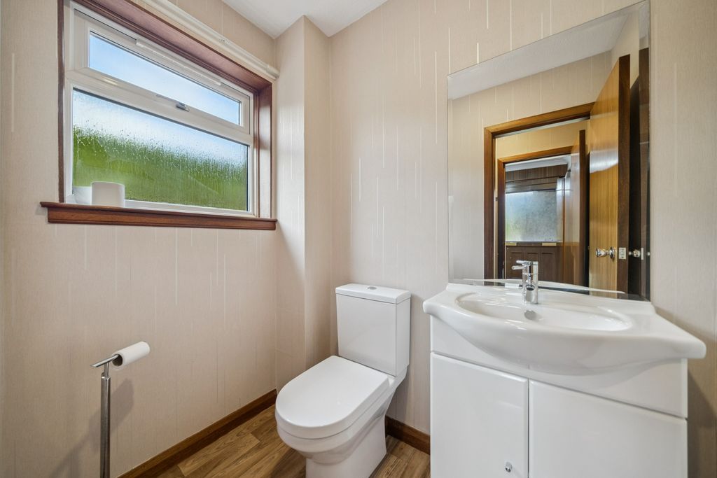 Additional image 20 of 4 bed detached house to rentWarnock Road, Newton Mearns, Glasgow G77