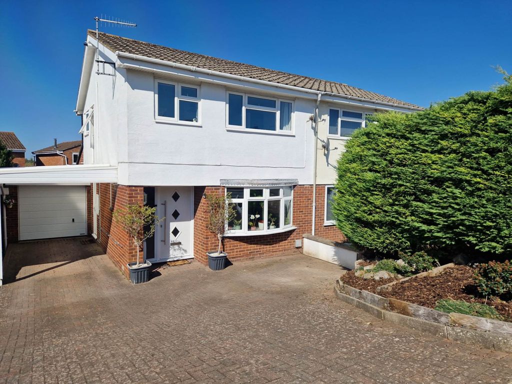 3 bed semi-detached house to rentVereland Road, Hutton, Weston-Super-Mare BS24