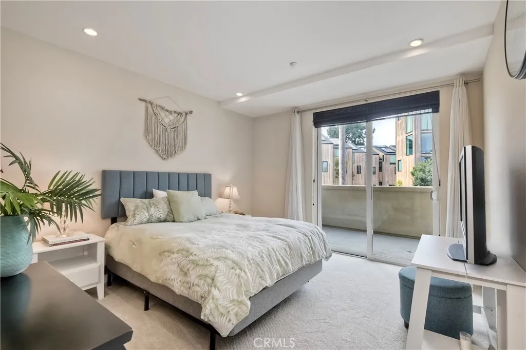 Additional image 41 of 543 Laguna Drive, Carlsbad, CA 92008