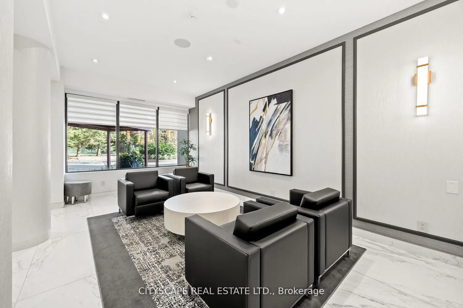 Additional image 19 of 7460 Bathurst Street 209