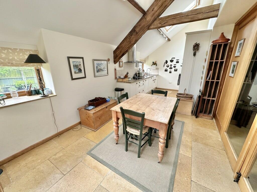 Additional image 2 of Blackford