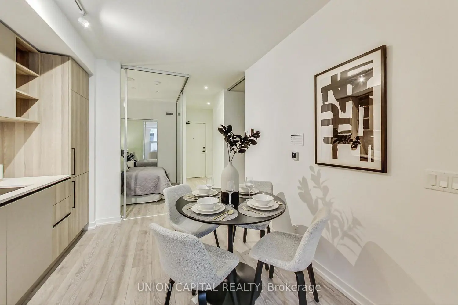 Additional image 10 of 55 Mercer Street 611