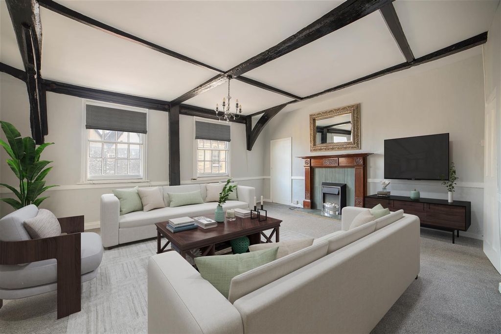 Additional image 2 of 3 bed flat to rentOpposite The Cathedral, Norwich NR3