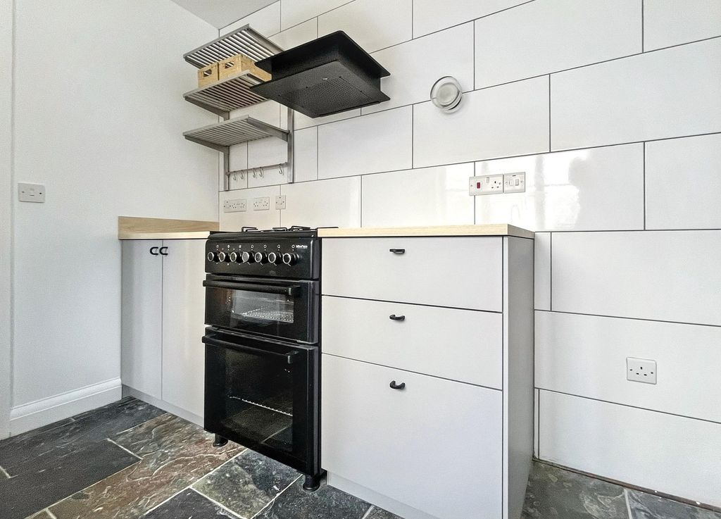 Additional image 6 of 4 bed terraced house to rentMeadow Place, St. Georges, Weston-Super-Mare, North Somerset BS22