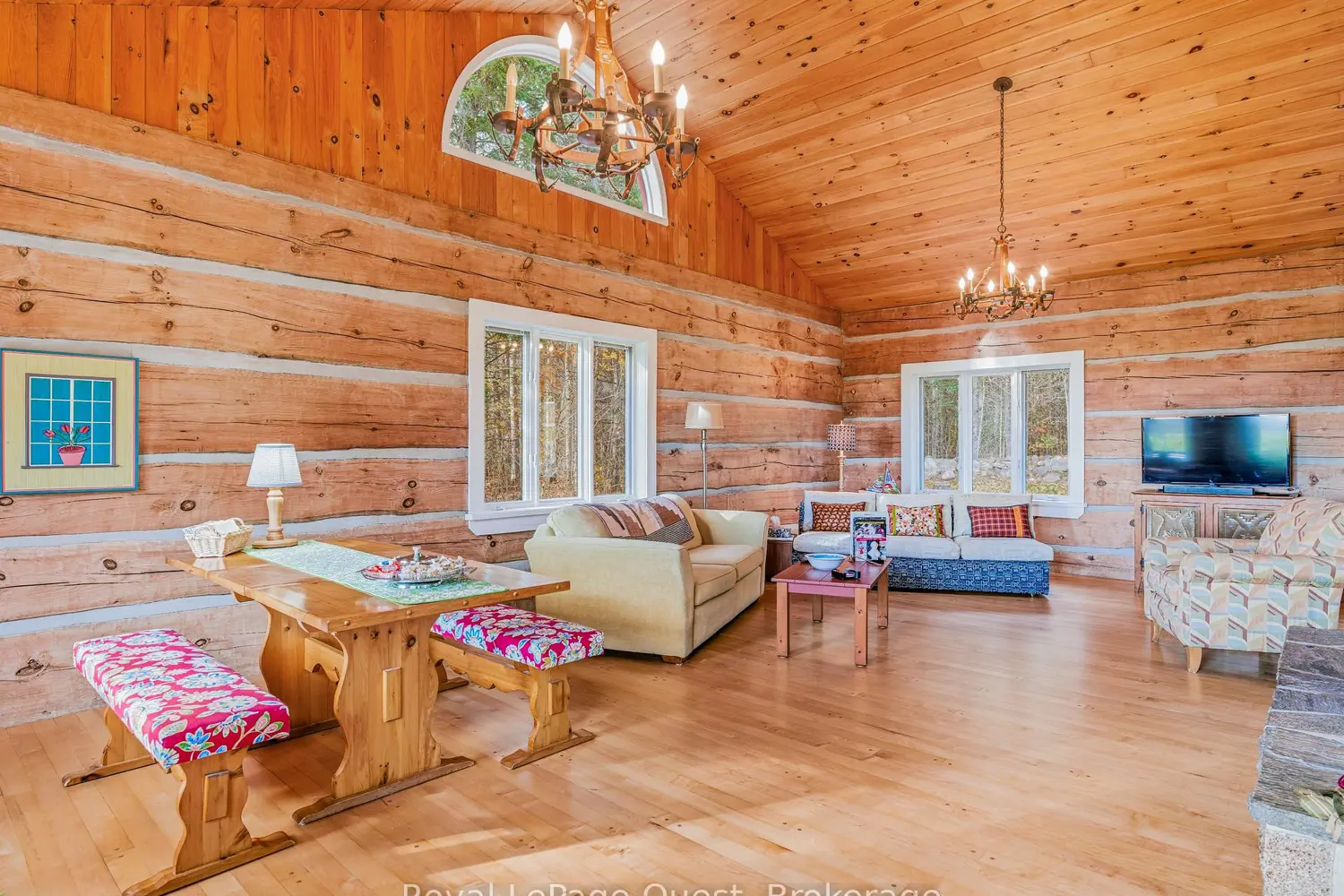 Additional image 10 of 160 14 Concession