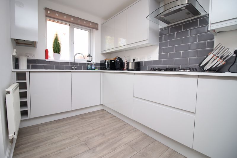 Additional image 7 of 4 bed property to rentEast Dock Road, Newport NP20