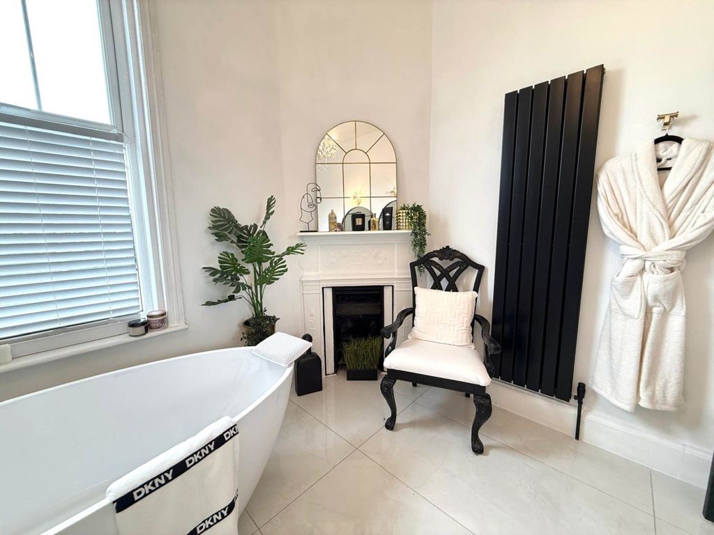 Additional image 18 of 4 bed detached house to rentWestcliffe, Southport PR8