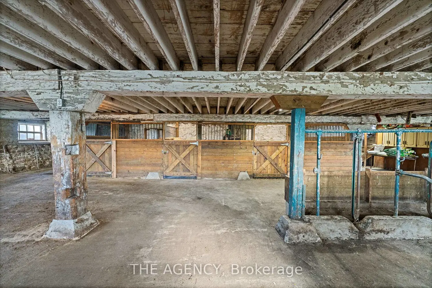 Additional image 18 of 1589 5Th Sideroad