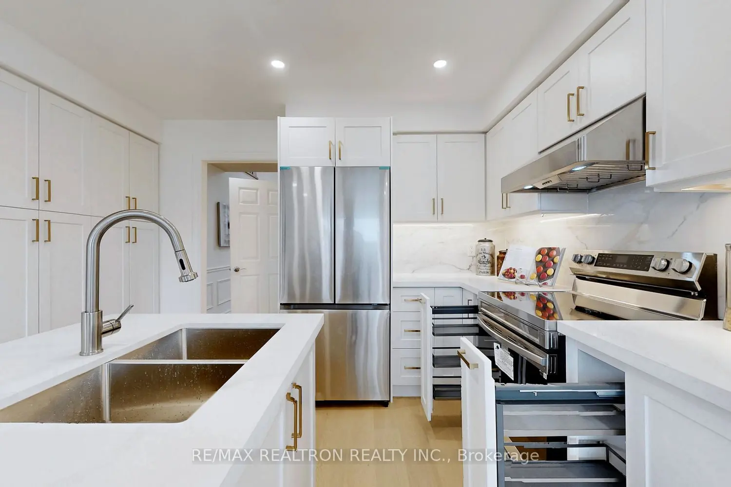 Additional image 7 of 54 Central Park Drive