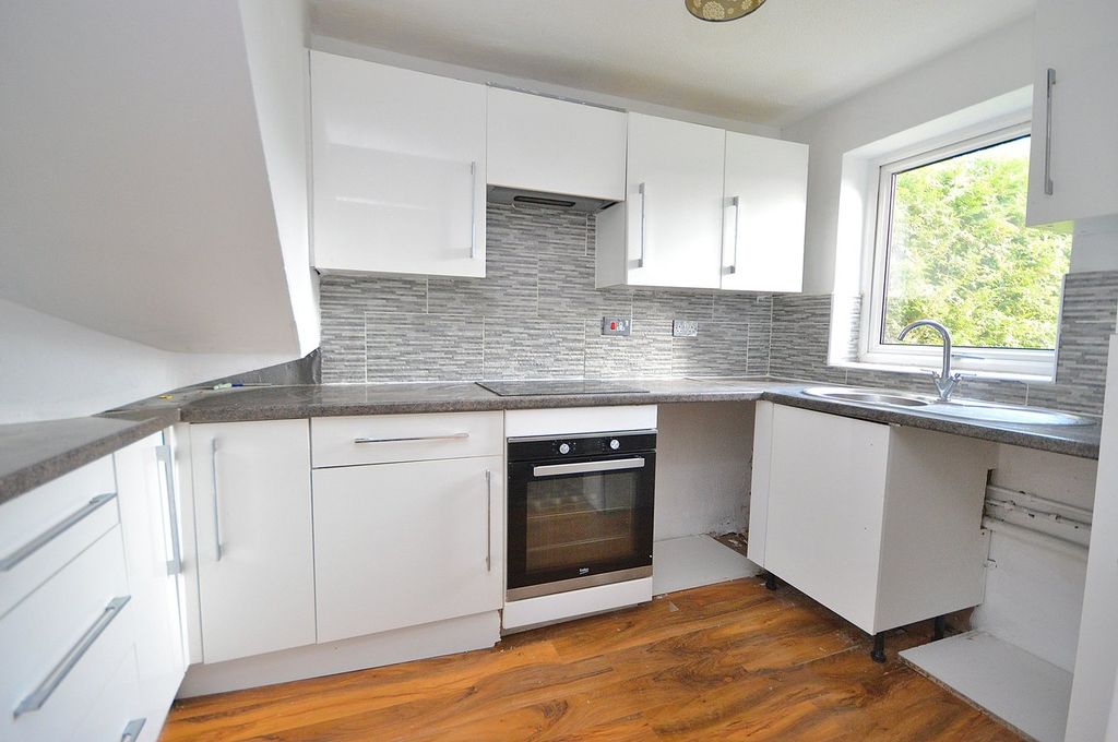 Additional image 5 of 3 bed terraced house to rentLowlands Close, Northampton NN3