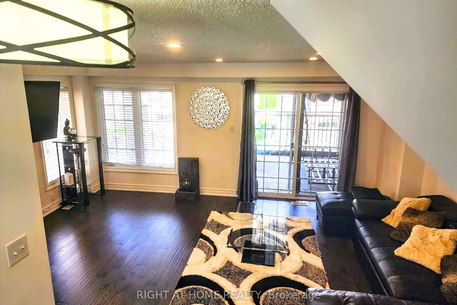 Additional image 7 of 51 Devineridge Avenue