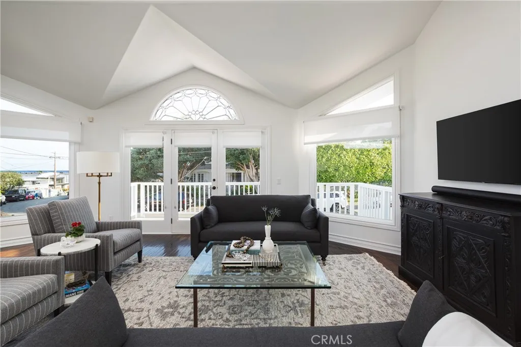 Additional image 7 of 212 Kings Pl, Newport Beach, CA 92663