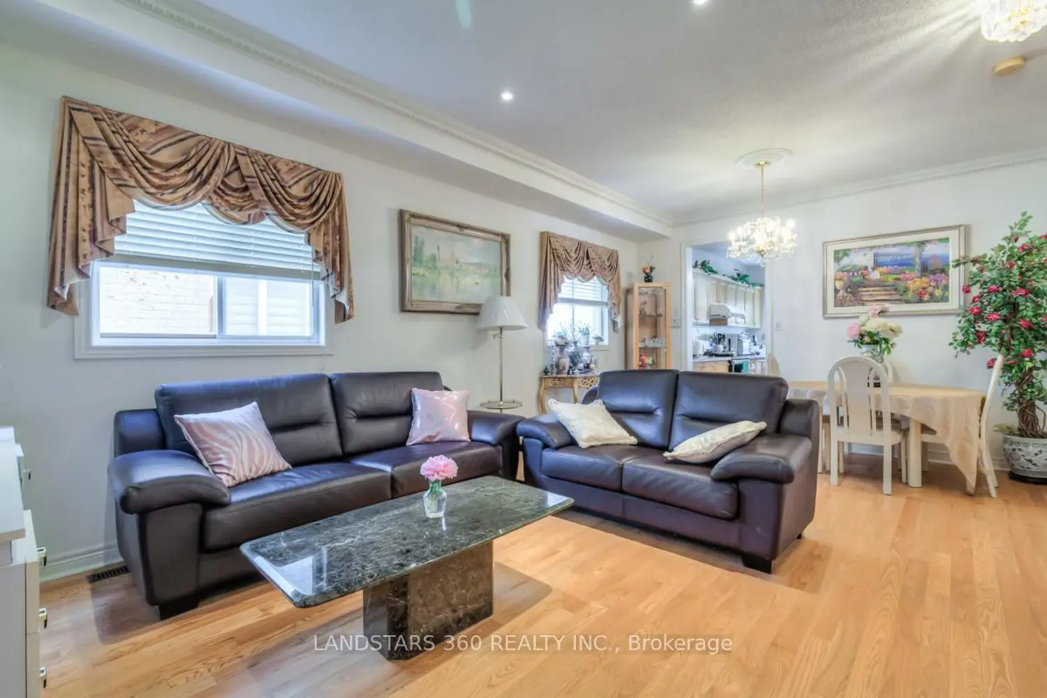 Additional image 3 of 343 Castlemore Avenue