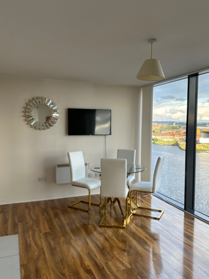 Additional image 7 of 2 Bed Flat, Castlebank Place, G11, N1 7GU