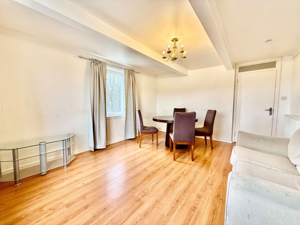 Additional image 3 of 3 bed flat to rentMorefield Road, Glasgow G51