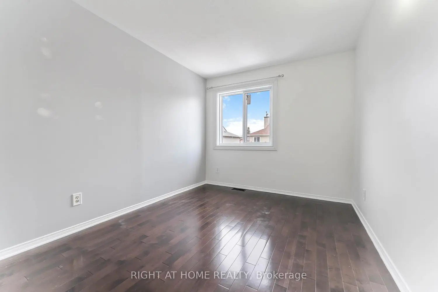 Additional image 11 of 70 Halley Street