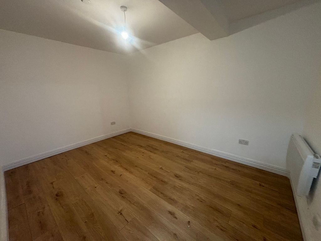 Additional image 3 of 1 bed flat to rentYstrad Road, Pentre CF41