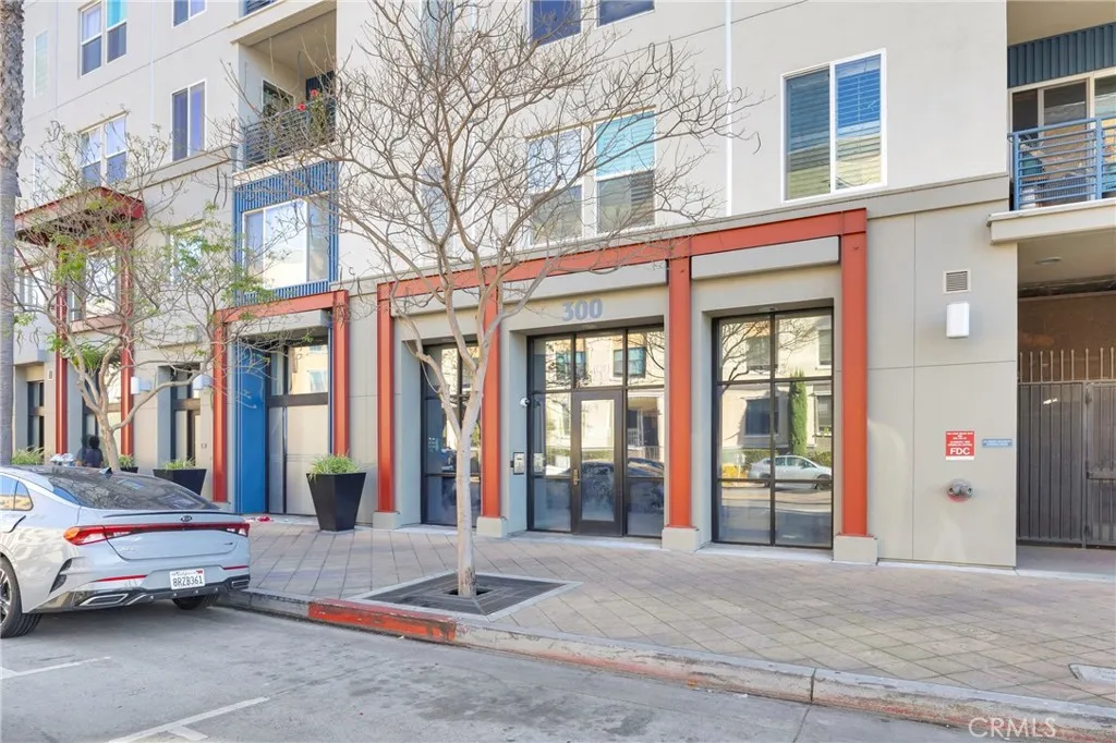 Additional image 54 of 300 E 4th St Unit 115, Long Beach, CA 90802