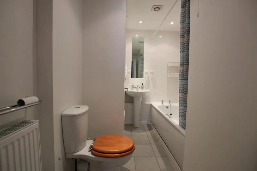 Additional image 9 of Room in a Shared Flat, Stewartville Street, G11, N1 7GU