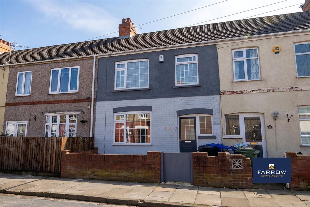 4 bed terraced house to rentArthur Street, Grimsby DN31