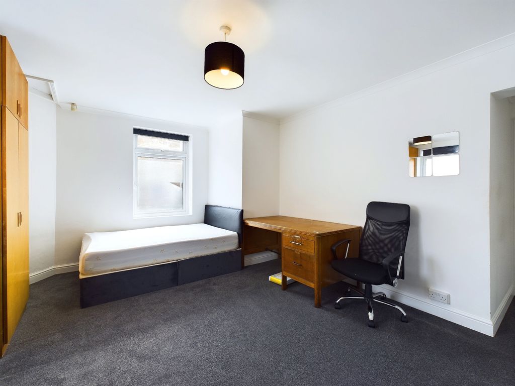 Additional image 2 of 6 bed terraced house to rentNewborough Street, York, North Yorkshire YO30